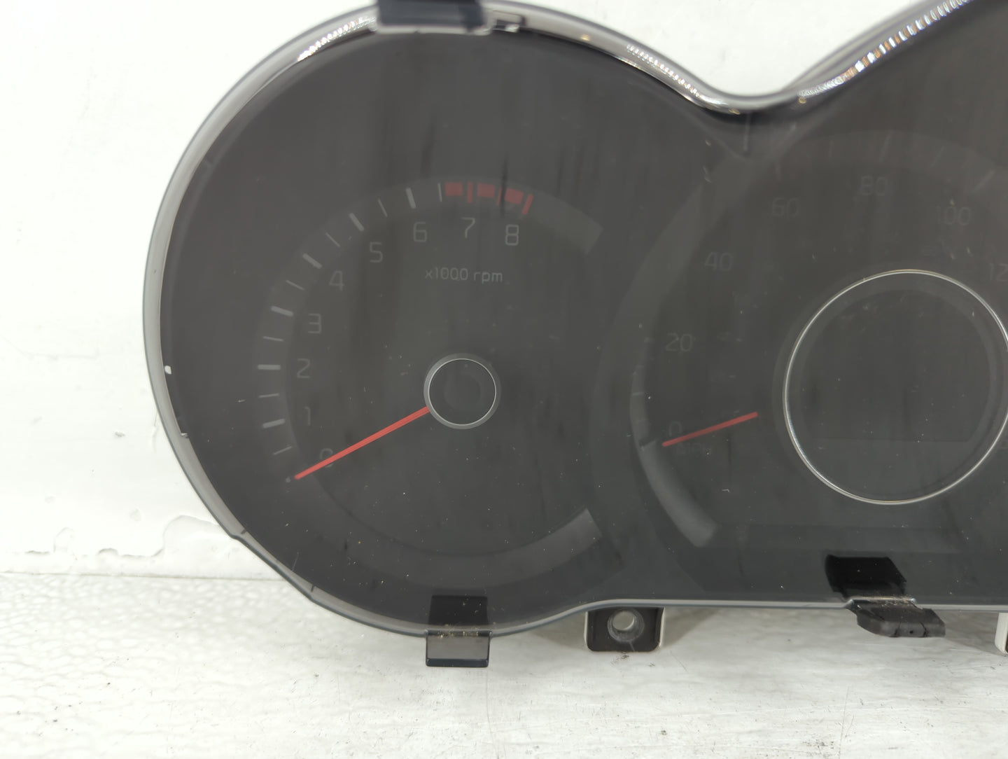 2014-2015 Kia Optima Instrument Cluster Speedometer Gauges P/N:94031-2T270 Fits Fits 2014 2015 OEM Used Auto Parts - Oemusedautoparts1.com