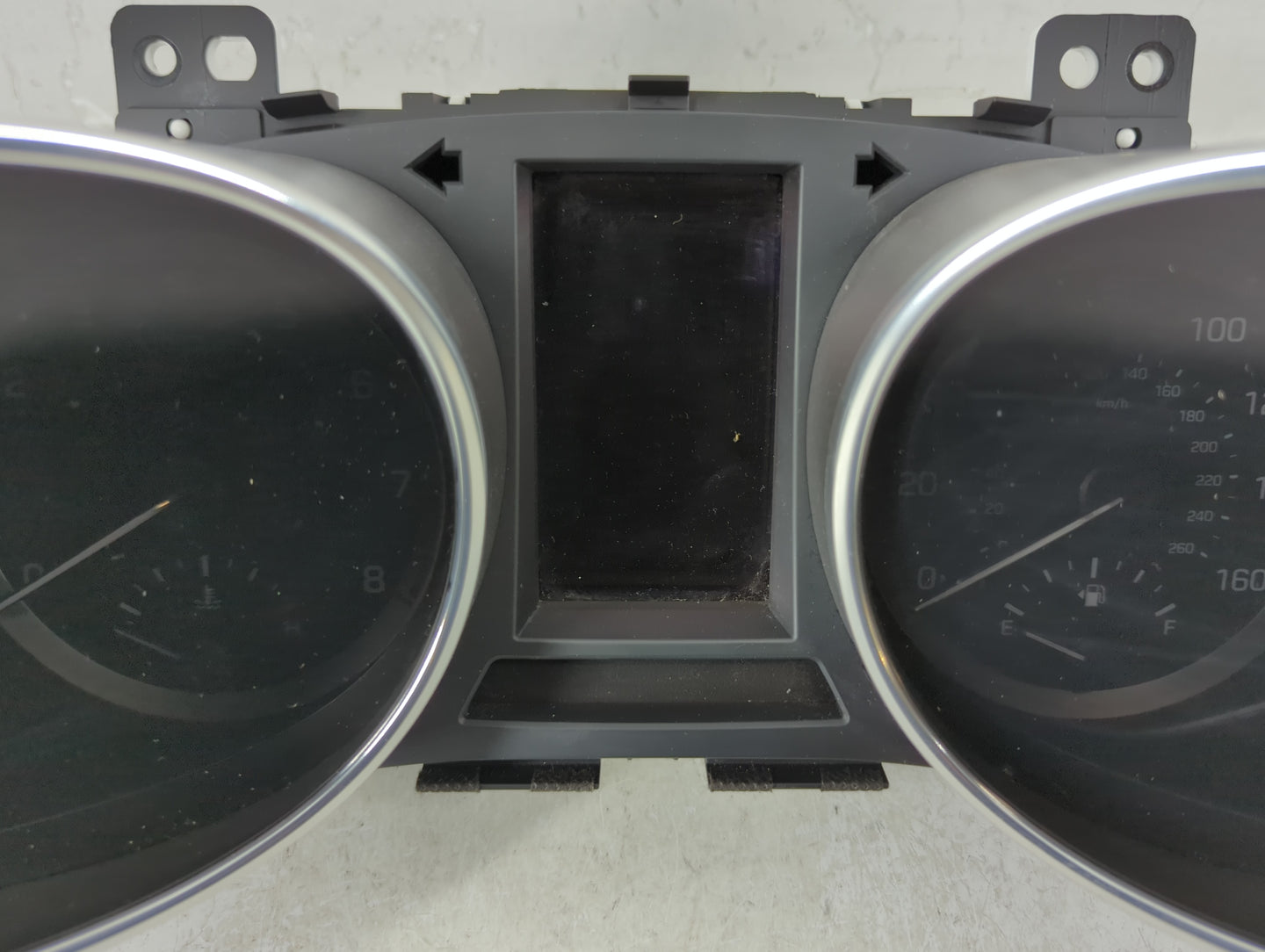 2019 Hyundai Santa Fe Xl Instrument Cluster Speedometer Gauges P/N:94031-B8210UU5 Fits OEM Used Auto Parts - Oemusedautoparts1.com