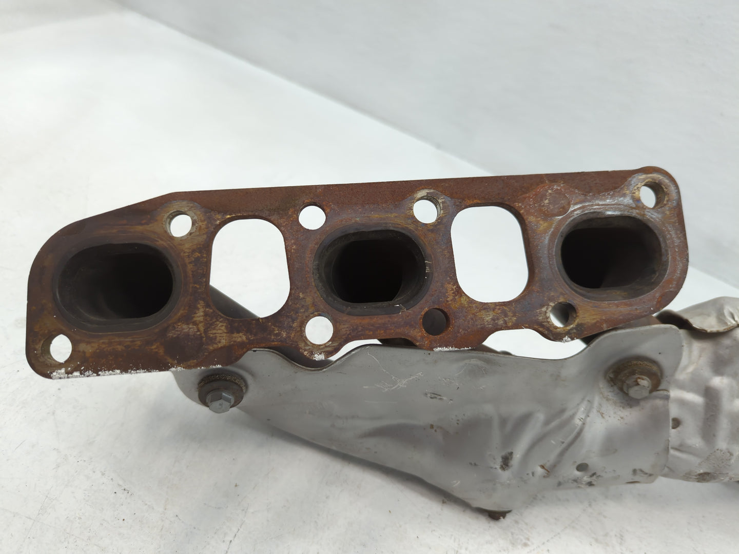 2014-2018 Infiniti Q50 Turbocharger Exhaust Manifold With Turbo Charger - Oemusedautoparts1.com