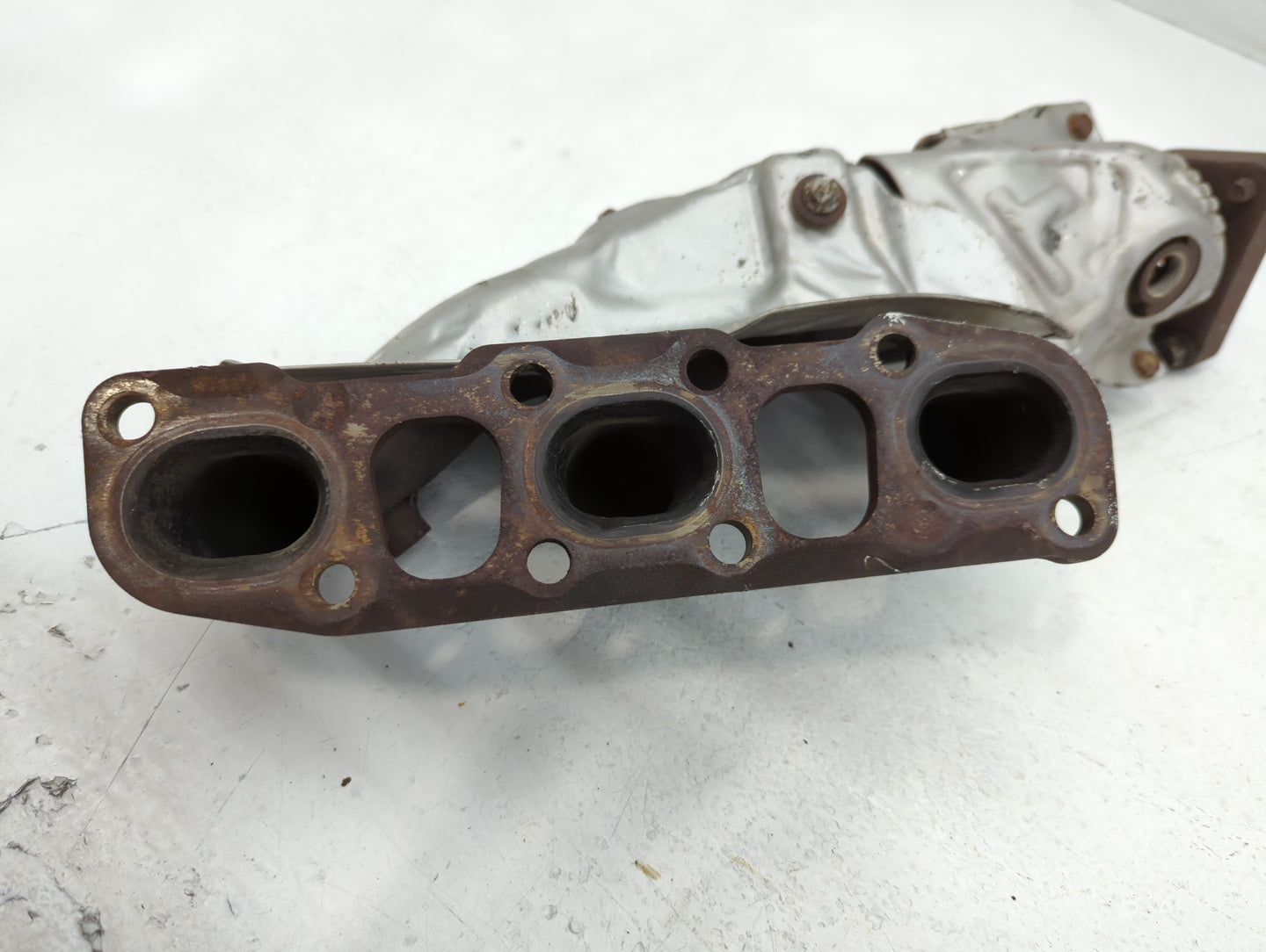 2014-2018 Infiniti Q50 Turbocharger Exhaust Manifold With Turbo Charger - Oemusedautoparts1.com