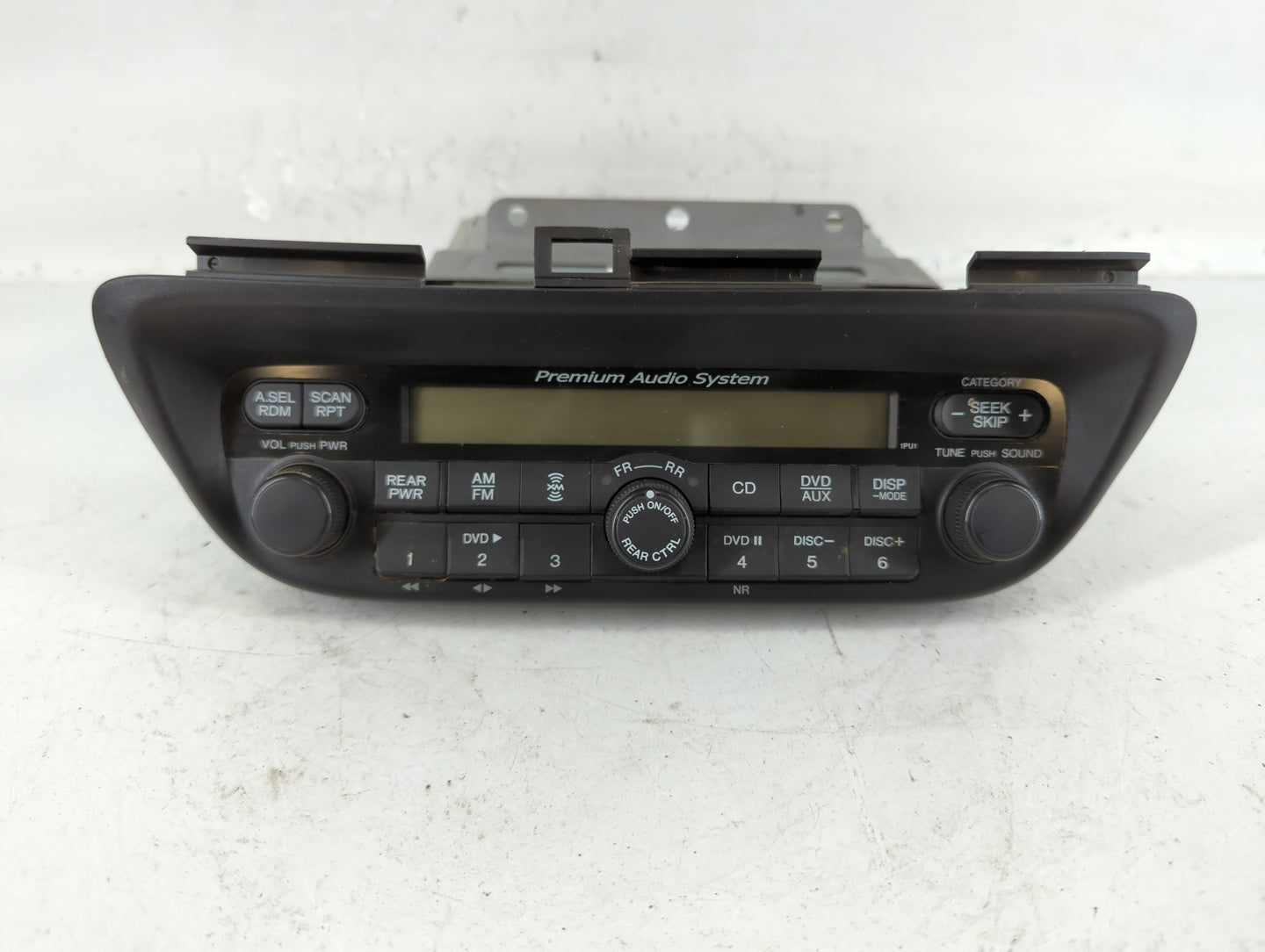 2005-2010 Honda Odyssey Radio AM FM Cd Player Receiver Replacement P/N:39100-SHJ-A900 Fits Fits 2005 2006 2007 2008 2009 2010 OEM Used Auto Parts - Oemusedautoparts1.com