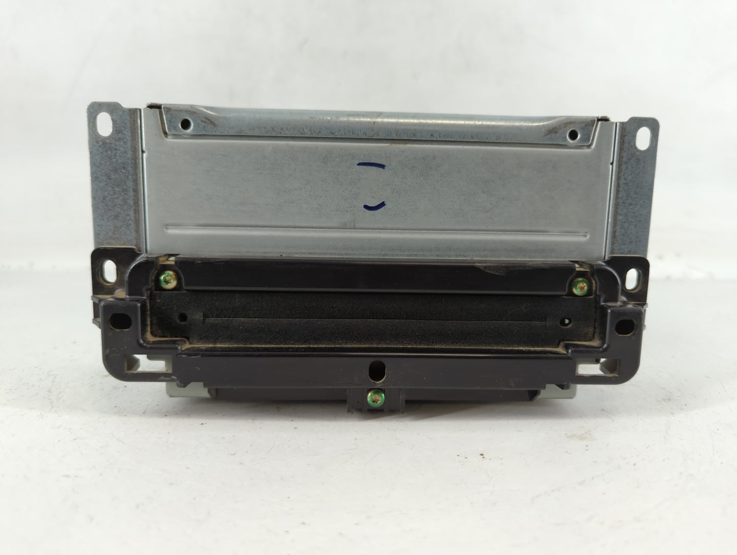 2012-2013 Chrysler 300 Radio AM FM Cd Player Receiver Replacement P/N:P05091103AB Fits Fits 2012 2013 OEM Used Auto Parts - Oemusedautoparts1.com