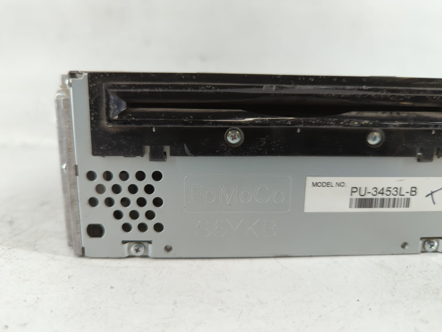 2012 Ford Edge Radio AM FM Cd Player Receiver Replacement P/N:CT4T-19C107-AC Fits Fits 2013 OEM Used Auto Parts - Oemusedautoparts1.com
