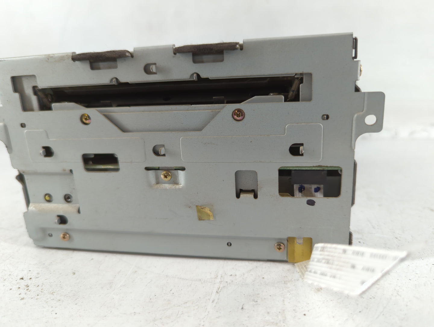 2006-2007 Nissan Murano Radio AM FM Cd Player Receiver Replacement P/N:28185 CC20A Fits Fits 2006 2007 OEM Used Auto Parts - Oemusedautoparts1.com