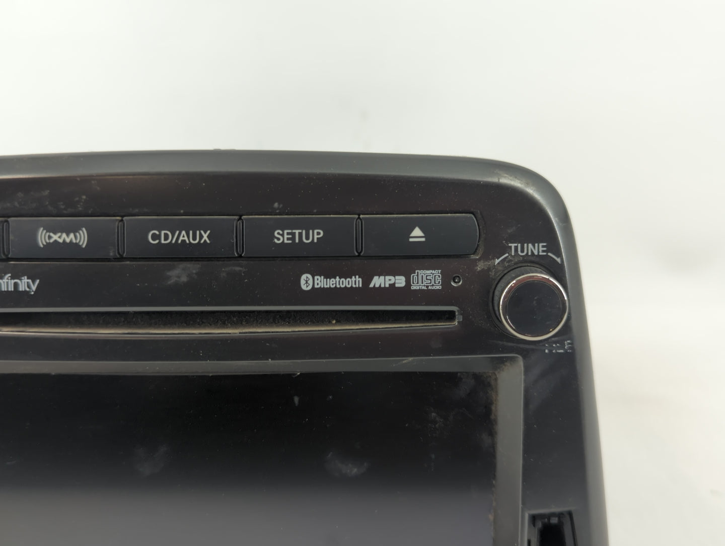 2009-2012 Hyundai Genesis Radio AM FM Cd Player Receiver Replacement P/N:96560-2M100VM5 Fits Fits 2009 2010 2011 2012 OEM Used Auto Parts - Oemusedautoparts1.com