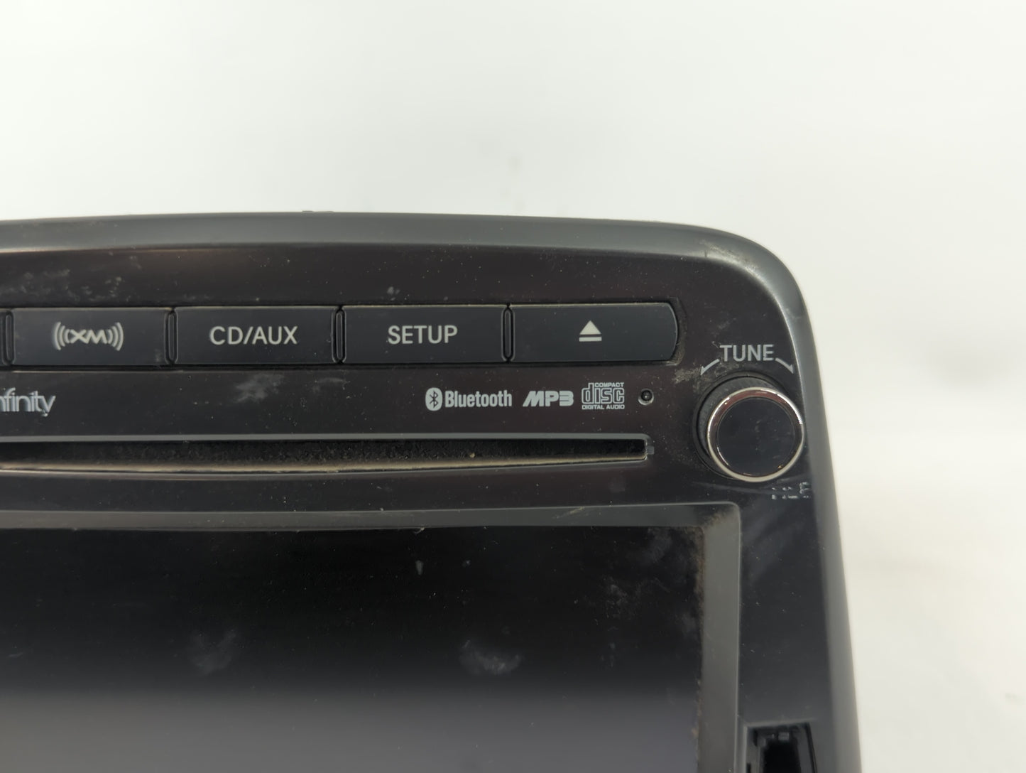 2009-2012 Hyundai Genesis Radio AM FM Cd Player Receiver Replacement P/N:96560-2M100VM5 Fits Fits 2009 2010 2011 2012 OEM Used Auto Parts - Oemusedautoparts1.com