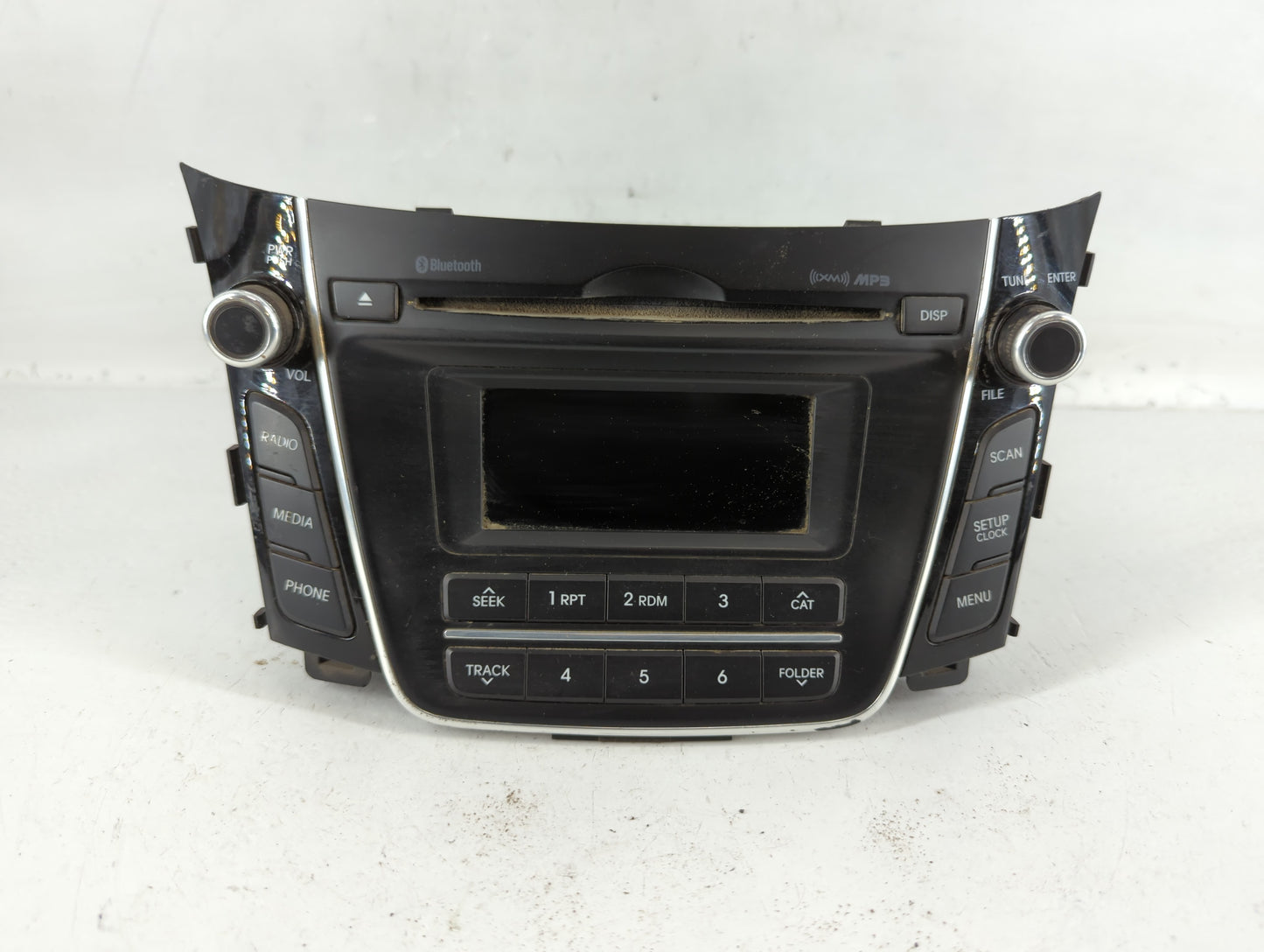 2016-2017 Hyundai Elantra Gt Radio AM FM Cd Player Receiver Replacement P/N:96170-A5260GU Fits Fits 2016 2017 OEM Used Auto Parts - Oemusedautoparts1.com