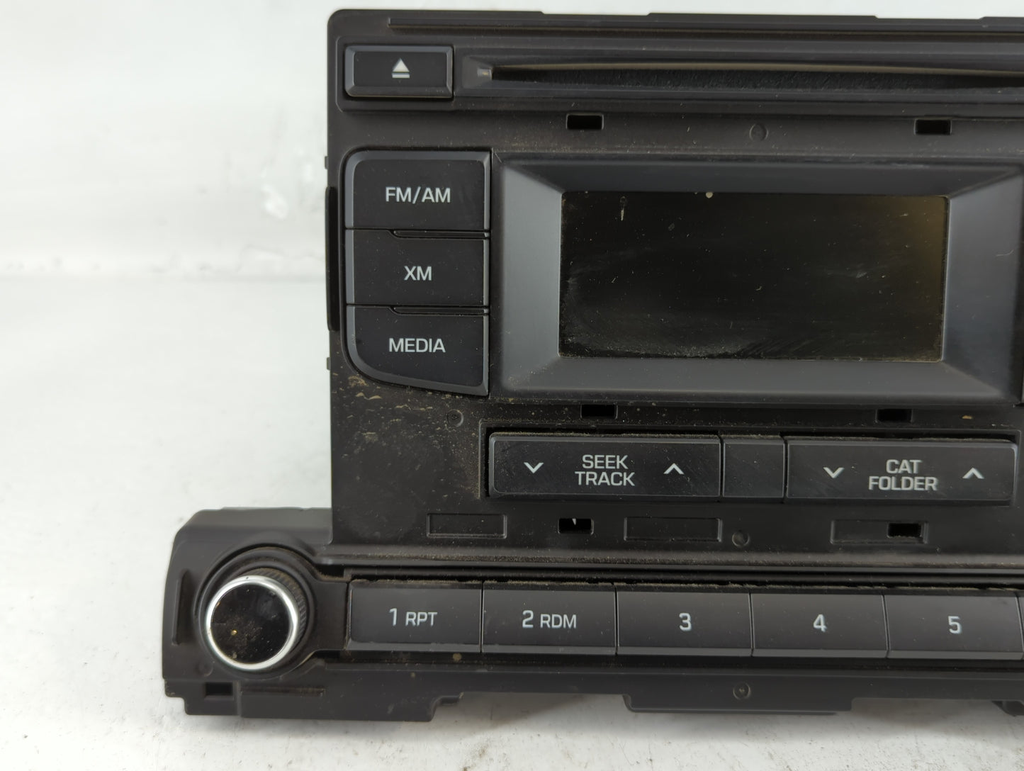 2017-2018 Hyundai Elantra Radio AM FM Cd Player Receiver Replacement P/N:96170-F2100UAT Fits Fits 2017 2018 OEM Used Auto Parts - Oemusedautoparts1.com