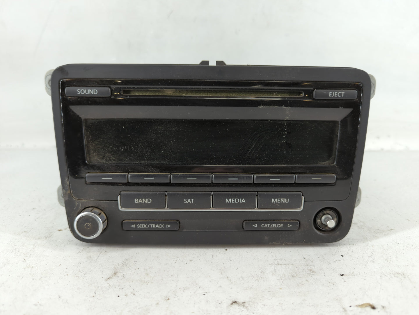 2011-2014 Volkswagen Jetta Radio AM FM Cd Player Receiver Replacement P/N:1K0 035 164 F 1K0 035 164 D Fits OEM Used Auto Parts - Oemusedautoparts1.com