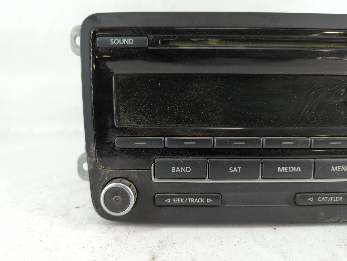 2011-2014 Volkswagen Jetta Radio AM FM Cd Player Receiver Replacement P/N:1K0 035 164 F 1K0 035 164 D Fits OEM Used Auto Parts - Oemusedautoparts1.com