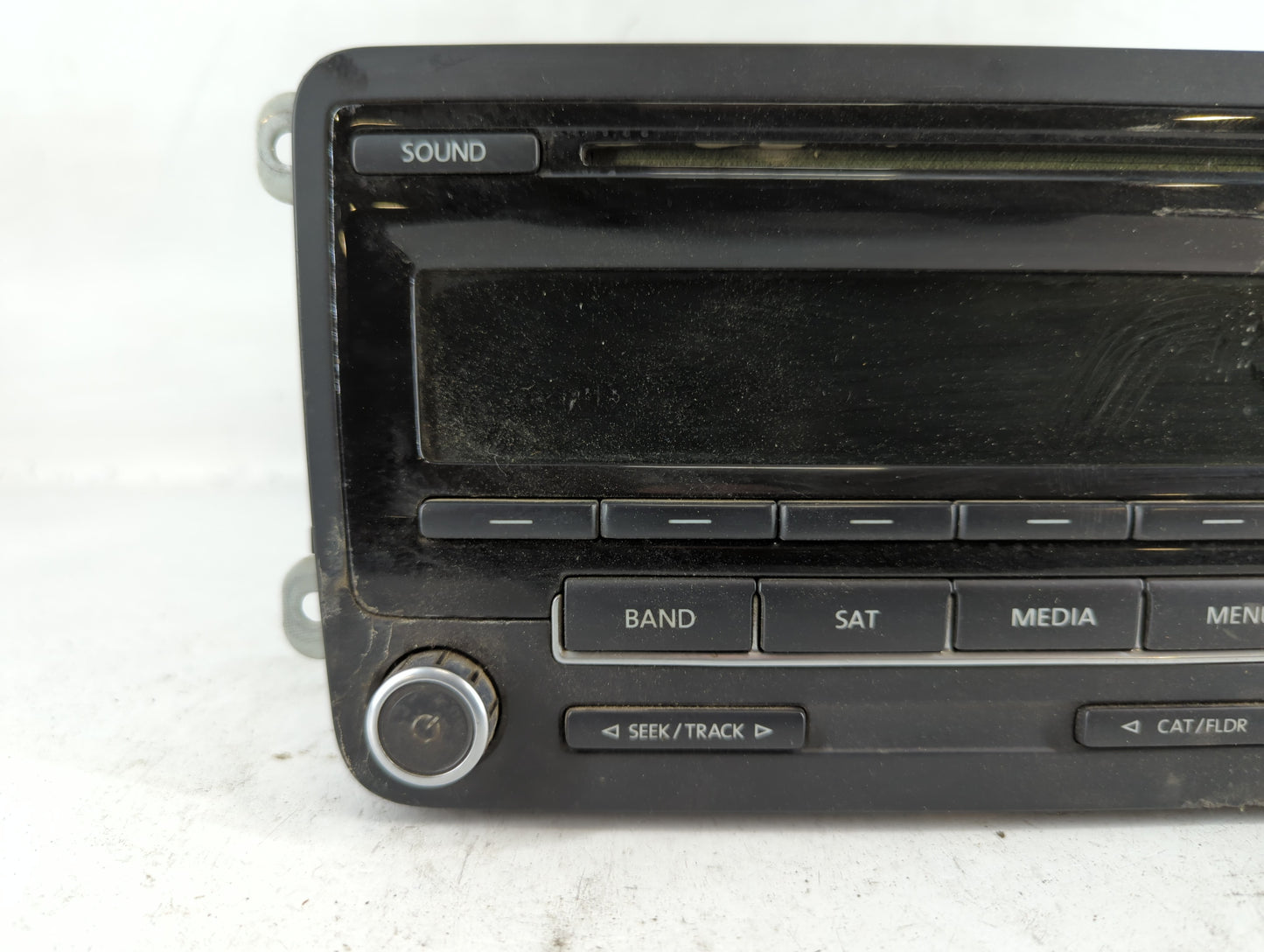 2011-2014 Volkswagen Jetta Radio AM FM Cd Player Receiver Replacement P/N:1K0 035 164 F 1K0 035 164 D Fits OEM Used Auto Parts - Oemusedautoparts1.com