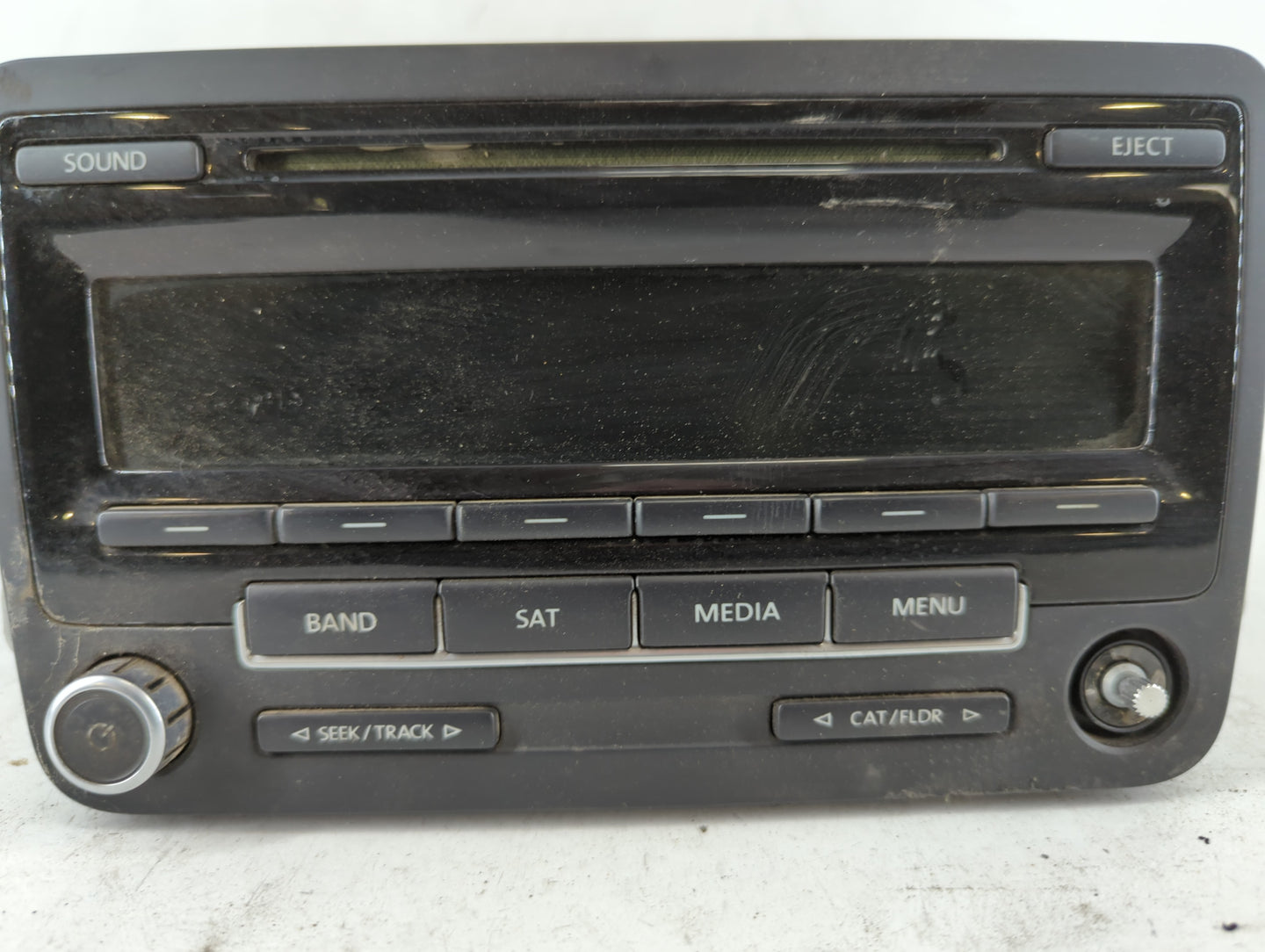 2011-2014 Volkswagen Jetta Radio AM FM Cd Player Receiver Replacement P/N:1K0 035 164 F 1K0 035 164 D Fits OEM Used Auto Parts - Oemusedautoparts1.com