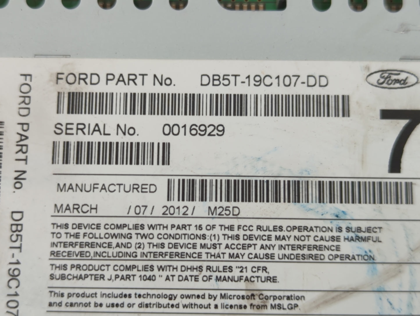 2013 Ford Explorer Radio AM FM Cd Player Receiver Replacement P/N:DB5T-19C107-DD Fits OEM Used Auto Parts - Oemusedautoparts1.com