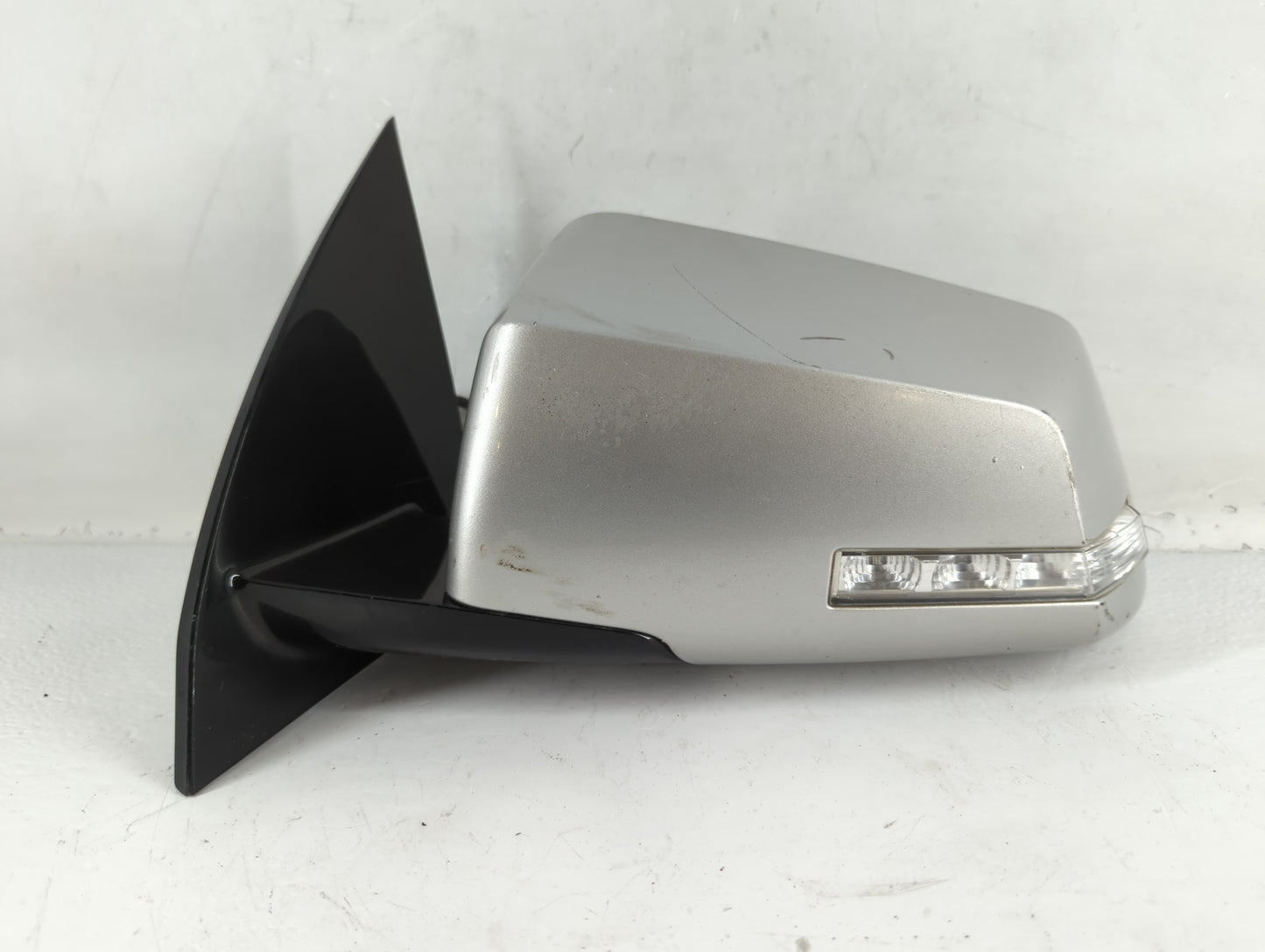 2007-2008 Gmc Acadia Side Mirror Replacement Driver Left View Door Mirror P/N:25842077 Fits Fits 2007 2008 OEM Used Auto Parts - Oemusedautoparts1.com