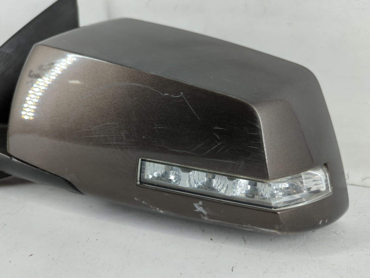 2007-2008 Gmc Acadia Side Mirror Replacement Driver Left View Door Mirror P/N:25883673 Fits Fits 2007 2008 OEM Used Auto Parts - Oemusedautoparts1.com