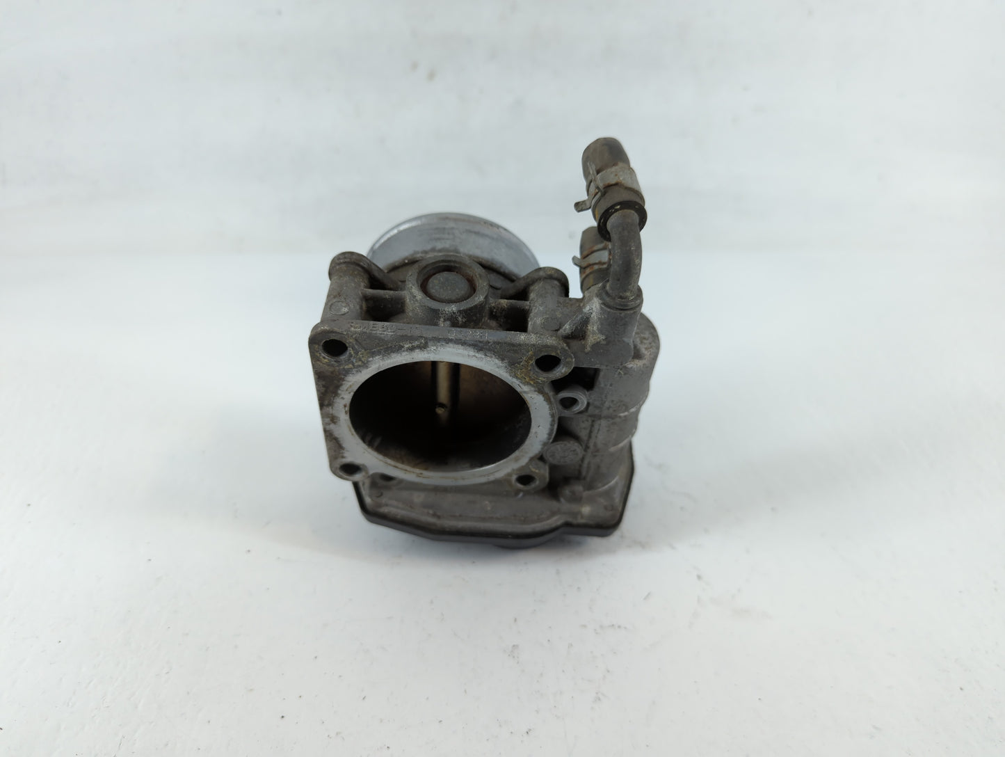 2011-2015 Nissan Rogue Throttle Body P/N:0328H RME60-15 Fits Fits 2011 2012 2013 2014 2015 OEM Used Auto Parts - Oemusedautoparts1.com