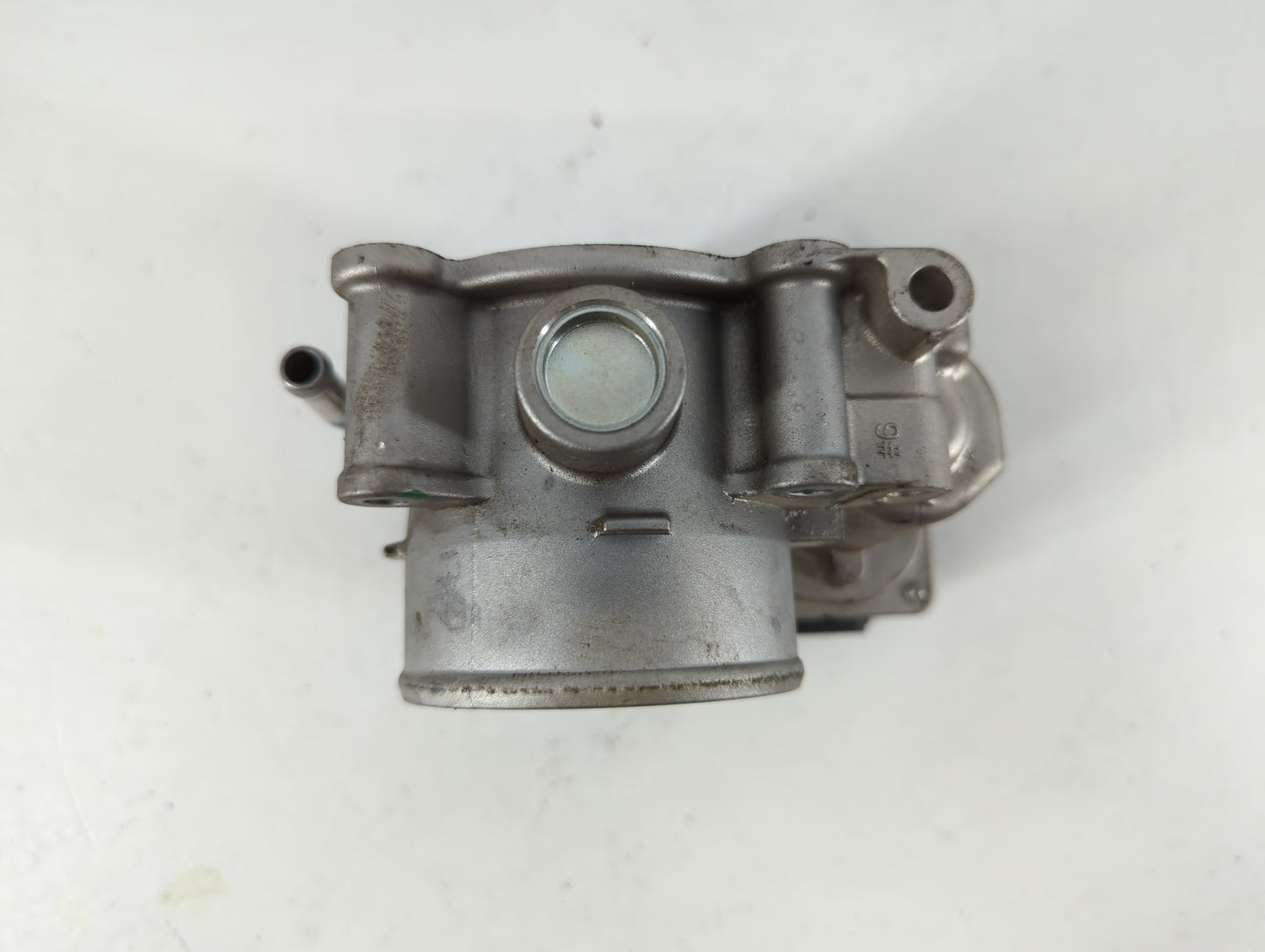 2017-2020 Hyundai Elantra Throttle Body P/N:6100 12E24 35100-2E710 Fits Fits 2017 2018 2019 2020 OEM Used Auto Parts - Oemusedautoparts1.com