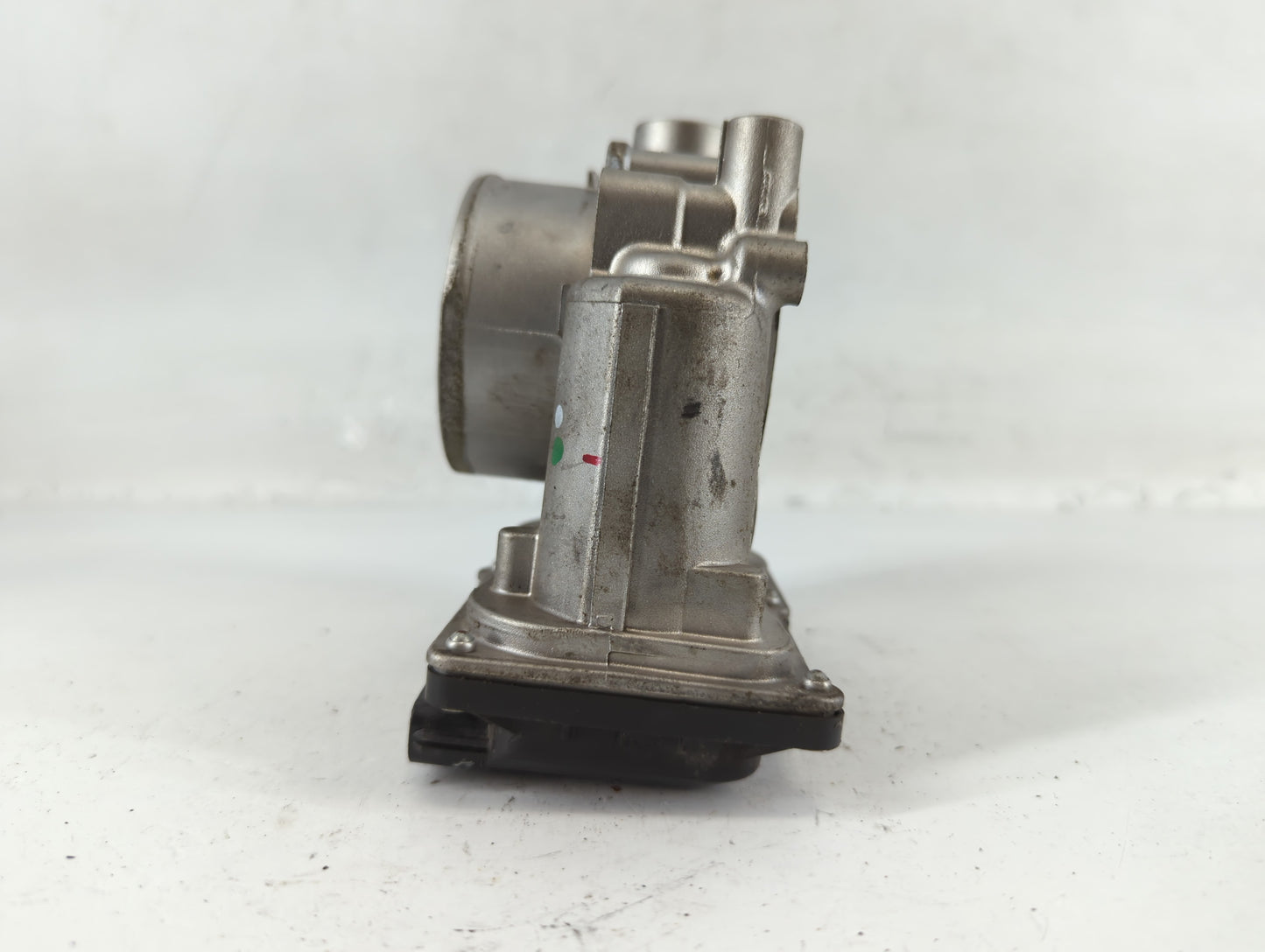 2017-2020 Hyundai Elantra Throttle Body P/N:6100 12E24 35100-2E710 Fits Fits 2017 2018 2019 2020 OEM Used Auto Parts - Oemusedautoparts1.com