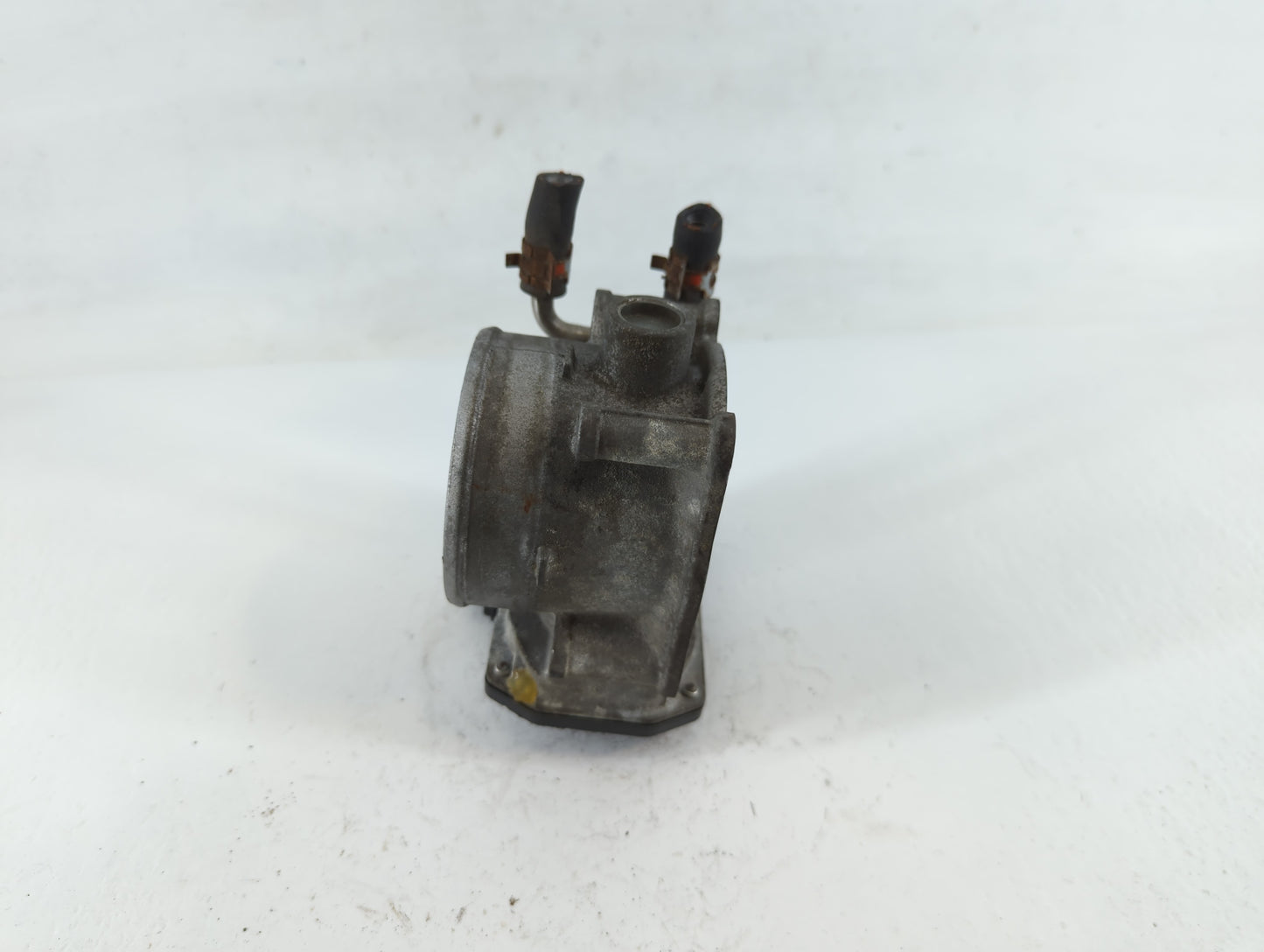 2008-2016 Toyota Highlander Throttle Body P/N:22030-31030 Fits OEM Used Auto Parts - Oemusedautoparts1.com