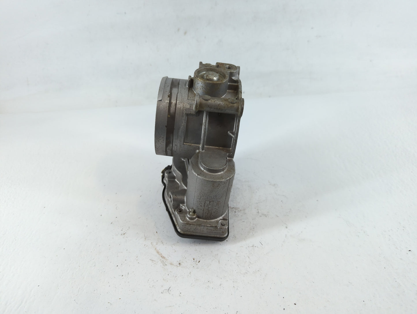 2011-2019 Ford Explorer Throttle Body P/N:AT4E-9F991-EJ 120654005786 Fits Fits 2011 2012 2013 2014 2015 2016 2017 2018 2019 OEM Used Auto Parts - Oemusedautoparts1.com