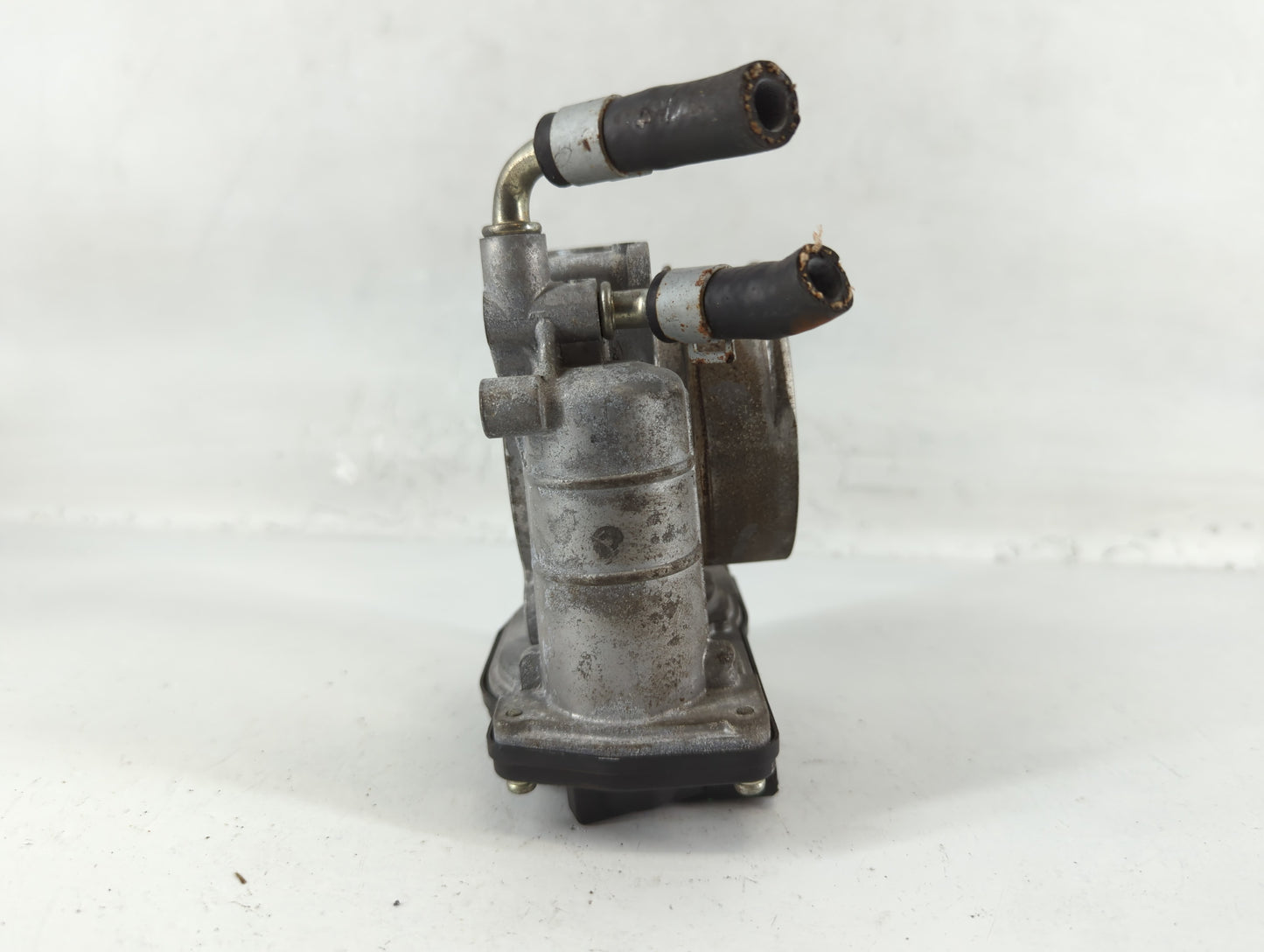 2007-2013 Nissan Altima Throttle Body P/N:K 1105 2 526-01 Fits Fits 2007 2008 2009 2010 2011 2012 2013 OEM Used Auto Parts - Oemusedautoparts1.com