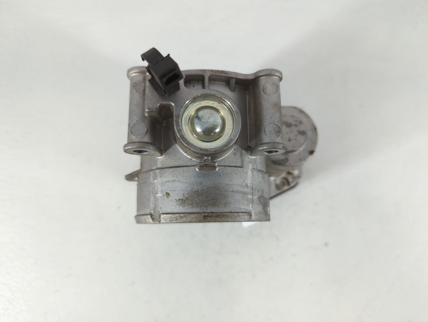 2011-2019 Ford Explorer Throttle Body P/N:AT4E-9F991-EM 120654005786 Fits Fits 2011 2012 2013 2014 2015 2016 2017 2018 2019 OEM Used Auto Parts - Oemusedautoparts1.com