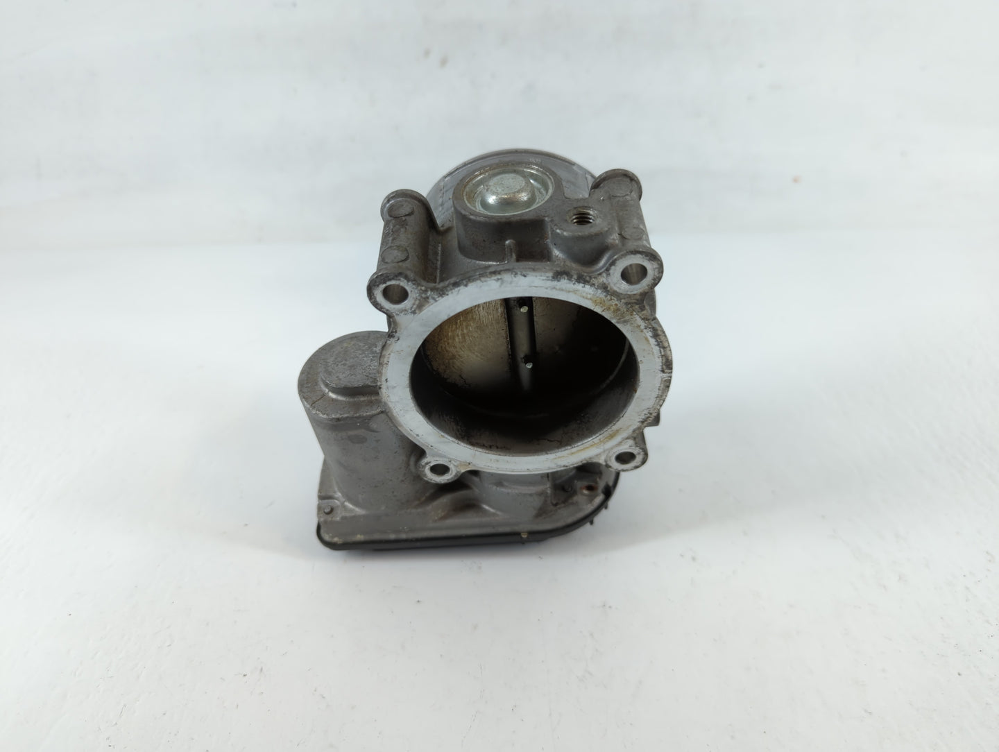 2011-2018 Ford Edge Throttle Body P/N:AT4E-EH 132414006528 Fits Fits 2011 2012 2013 2014 2015 2016 2017 2018 2019 OEM Used Auto Parts - Oemusedautoparts1.com