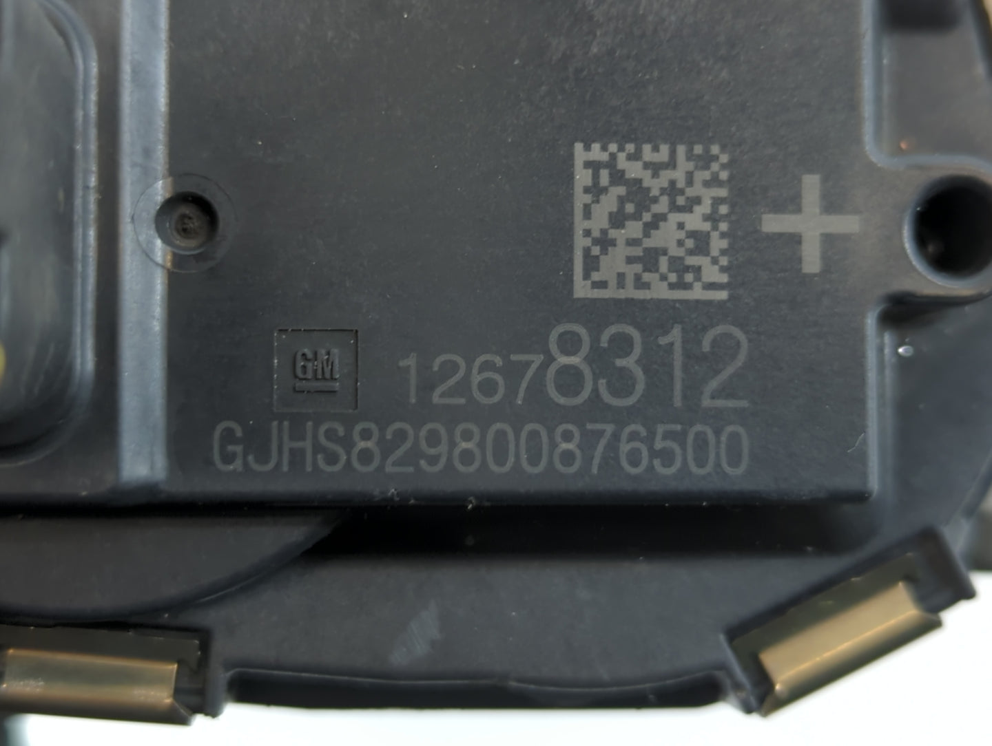 2016-2019 Gmc Savana 2500 Throttle Body P/N:12678312 Fits Fits 2014 2015 2016 2017 2018 2019 2020 2021 2022 OEM Used Auto Parts - Oemusedautoparts1.com