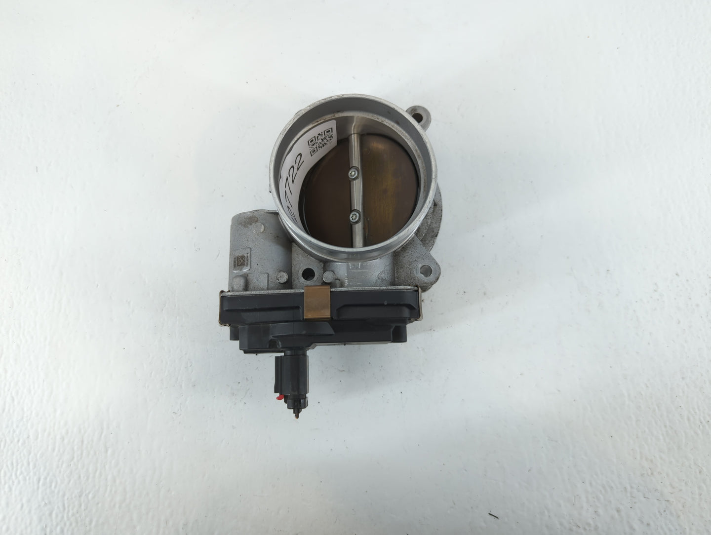 2014-2022 Gmc Sierra 1500 Throttle Body P/N:12617792 Fits Fits 2014 2015 2016 2017 2018 2019 2020 2021 2022 OEM Used Auto Parts - Oemusedautoparts1.com