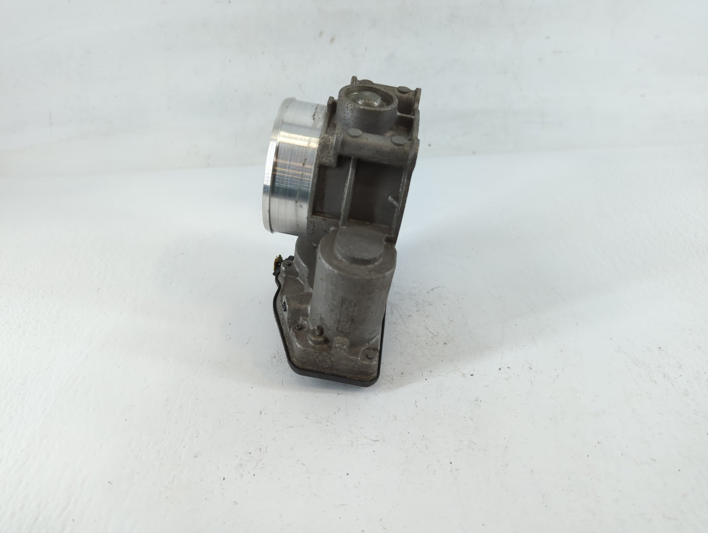 2011-2016 Ford F-150 Throttle Body P/N:BL3E-9F991-AF 152884005027 Fits Fits 2011 2012 2013 2014 2015 2016 2017 2018 2019 OEM Used Auto Parts - Oemusedautoparts1.com