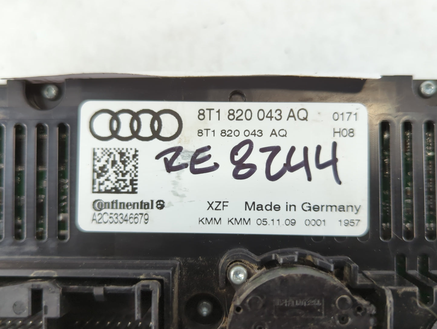 2008-2013 Audi A5 Climate Control Module Temperature AC/Heater Replacement P/N:8T1 820 043 AQ Fits OEM Used Auto Parts - Oemusedautoparts1.com