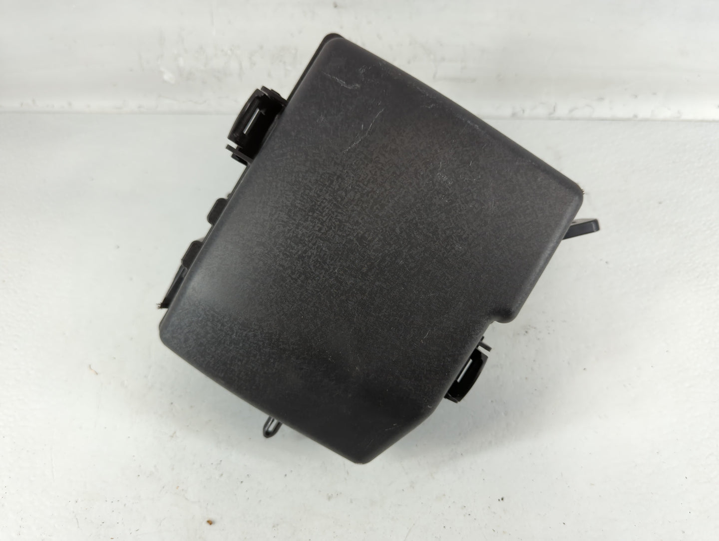 2014-2015 Kia Optima Fusebox Fuse Box Panel Relay Module P/N:91955-2T730QQK Fits Fits 2014 2015 OEM Used Auto Parts - Oemusedautoparts1.com