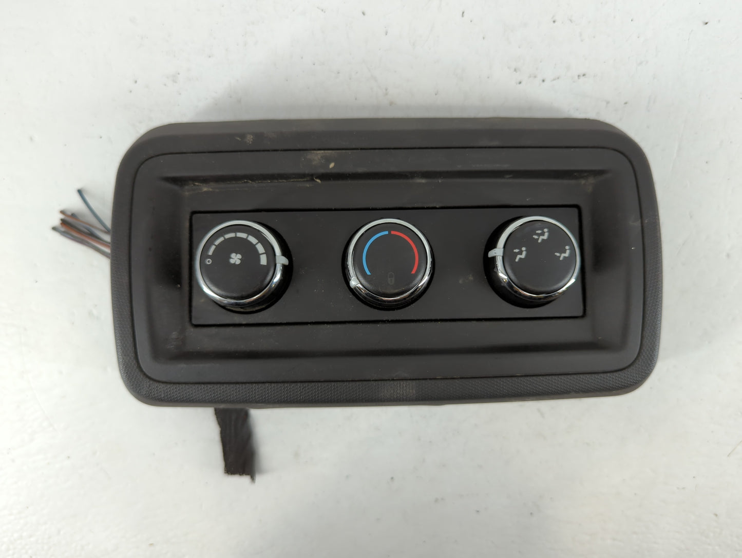 2018 Dodge Caravan Climate Control Module Temperature AC/Heater Replacement P/N:1709130450048 55111312AC Fits OEM Used Auto Parts - Oemusedautoparts1.com