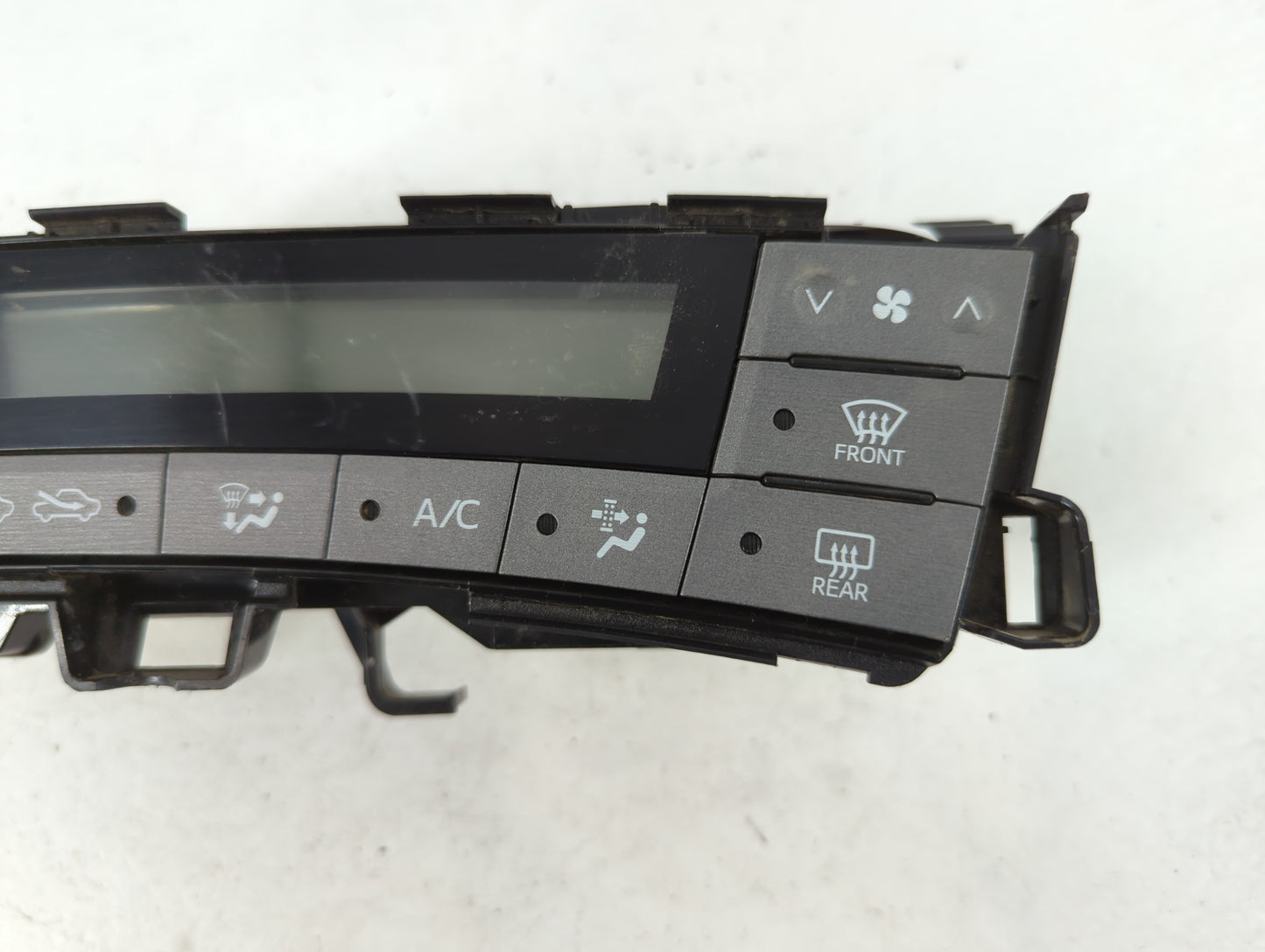 2008 Dodge Ram 1500 Climate Control Module Temperature AC/Heater Replacement P/N:75D726 Fits Fits 2009 2010 2011 OEM Used Auto Parts - Oemusedautoparts1.com