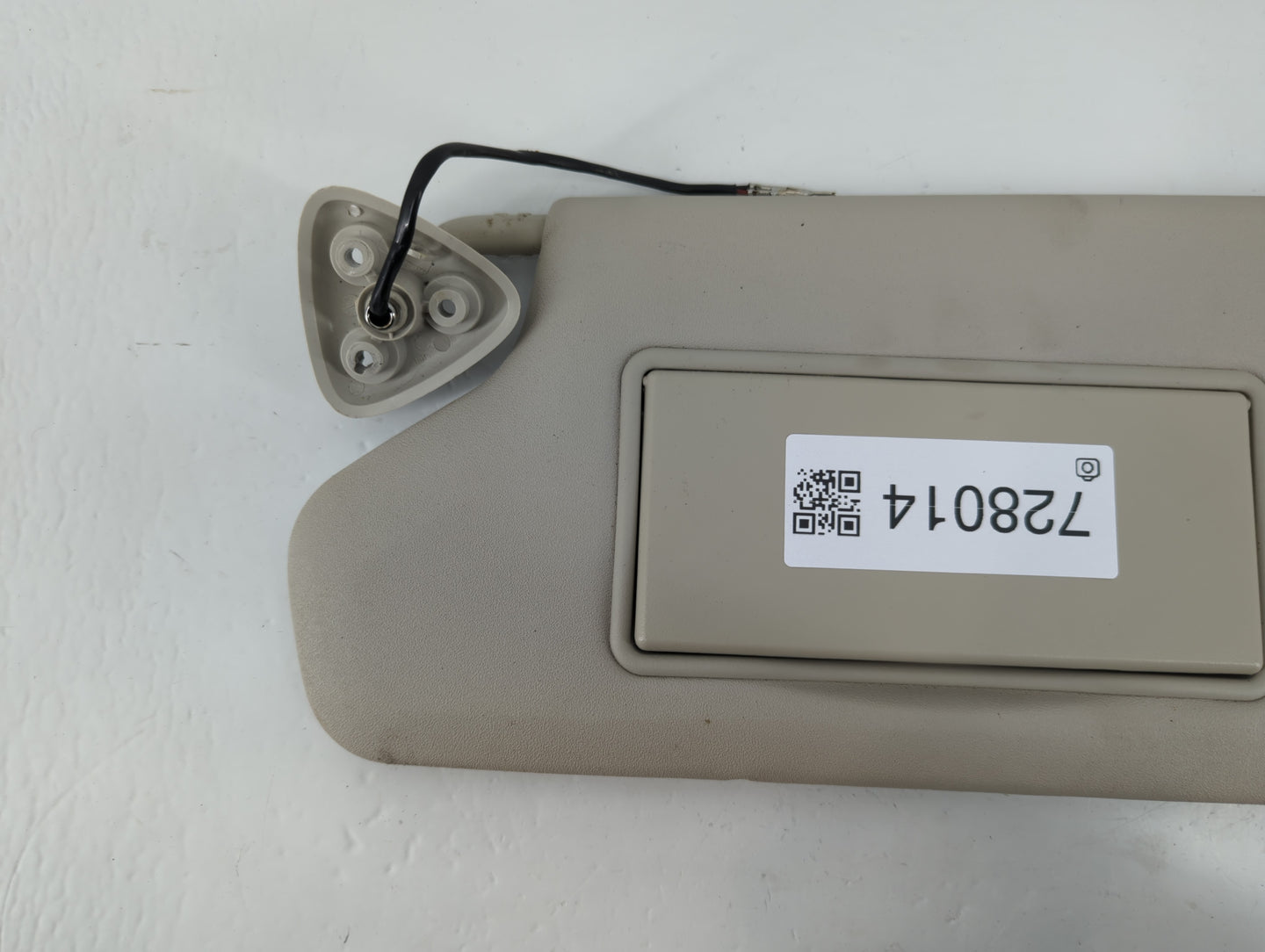 2018-2020 Kia Rio Sun Visor Shade Replacement Driver Left Mirror Fits Fits 2018 2019 2020 2021 2022 OEM Used Auto Parts - Oemusedautoparts1.com