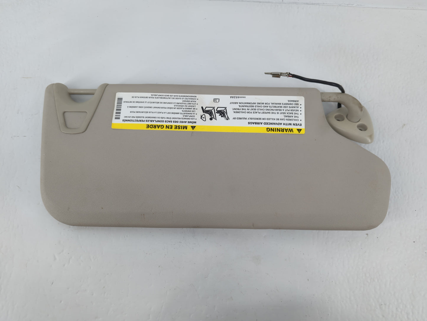 2018-2020 Kia Rio Sun Visor Shade Replacement Driver Left Mirror Fits Fits 2018 2019 2020 2021 2022 OEM Used Auto Parts - Oemusedautoparts1.com