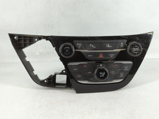 2018-2020 Chrysler Pacifica Climate Control Module Temperature AC/Heater Replacement P/N:T260010237 P6UX621X8AA Fits OEM Used Auto Parts - Oemusedautoparts1.com