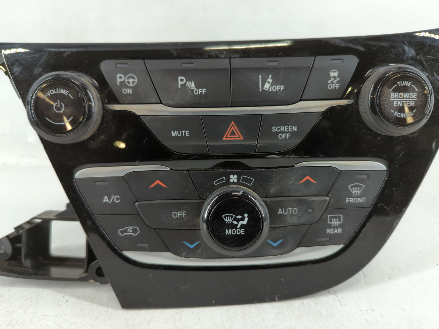 2018-2020 Chrysler Pacifica Climate Control Module Temperature AC/Heater Replacement P/N:T260010237 P6UX621X8AA Fits OEM Used Auto Parts - Oemusedautoparts1.com