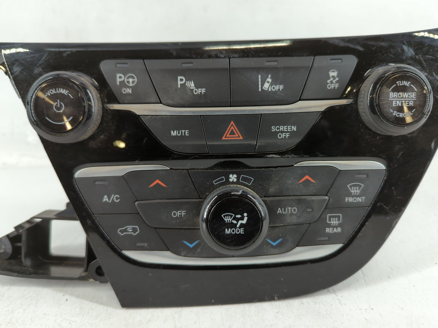 2018-2020 Chrysler Pacifica Climate Control Module Temperature AC/Heater Replacement P/N:T260010237 P6UX621X8AA Fits OEM Used Auto Parts - Oemusedautoparts1.com