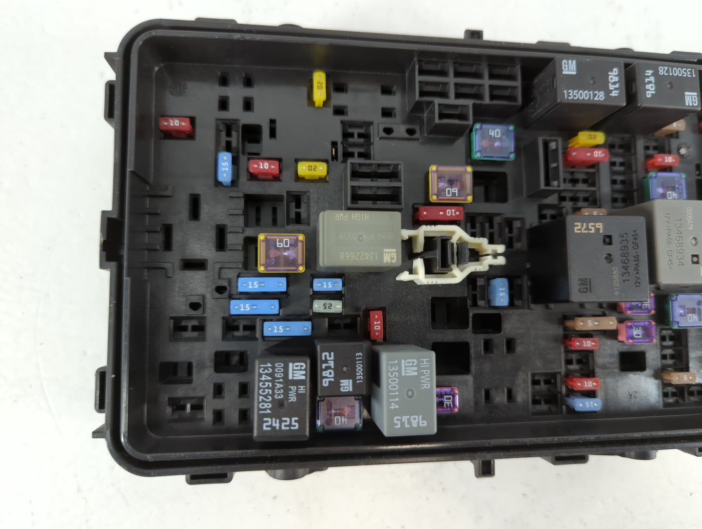 2019-2021 Chevrolet Malibu Fusebox Fuse Box Panel Relay Module P/N:84950507_01 Fits Fits 2019 2020 2021 OEM Used Auto Parts - Oemusedautoparts1.com