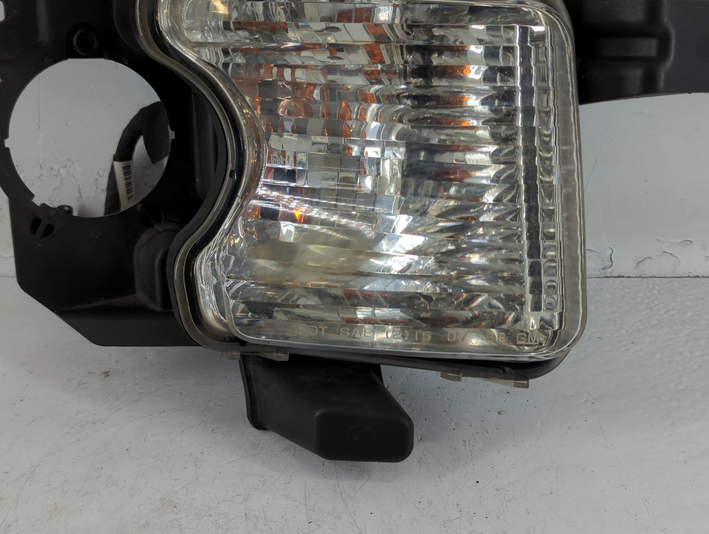 2009 Saturn Outlook Passenger Right Oem Fog Light Lamp - Oemusedautoparts1.com