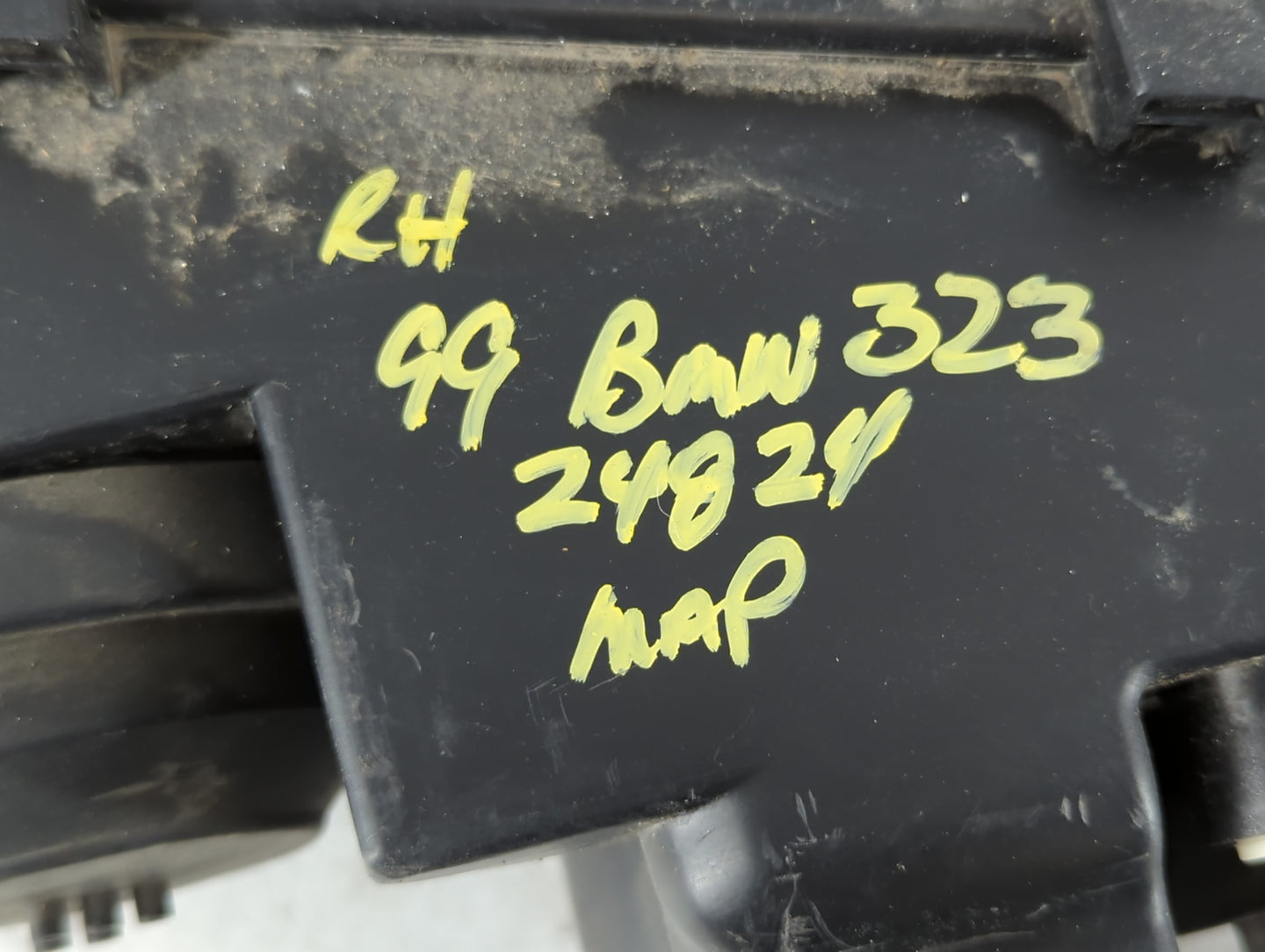 1999-2000 Bmw 323i Passenger Right Oem Head Light Headlight Lamp - Oemusedautoparts1.com