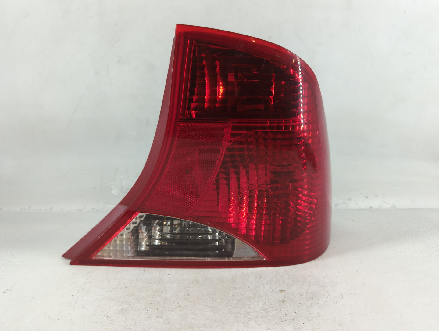 2001-2002 Ford Focus Tail Light Assembly Passenger Right OEM P/N:YS4X-13440-CA Fits Fits 2001 2002 OEM Used Auto Parts - Oemusedautoparts1.com