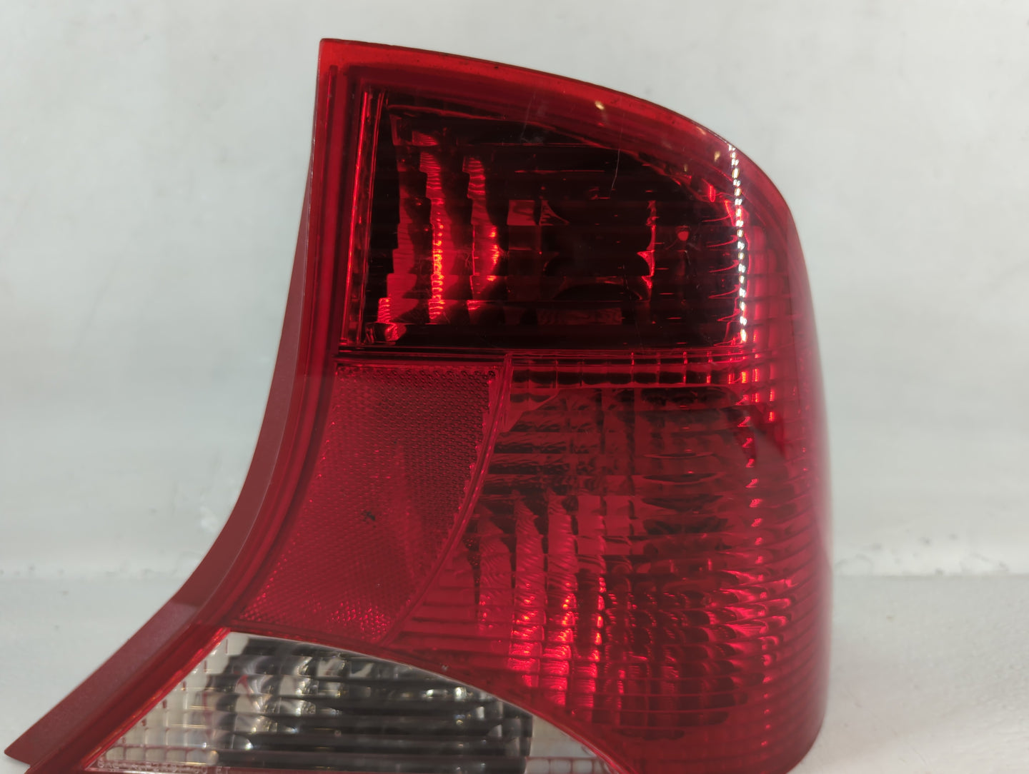 2001-2002 Ford Focus Tail Light Assembly Passenger Right OEM P/N:YS4X-13440-CA Fits Fits 2001 2002 OEM Used Auto Parts - Oemusedautoparts1.com