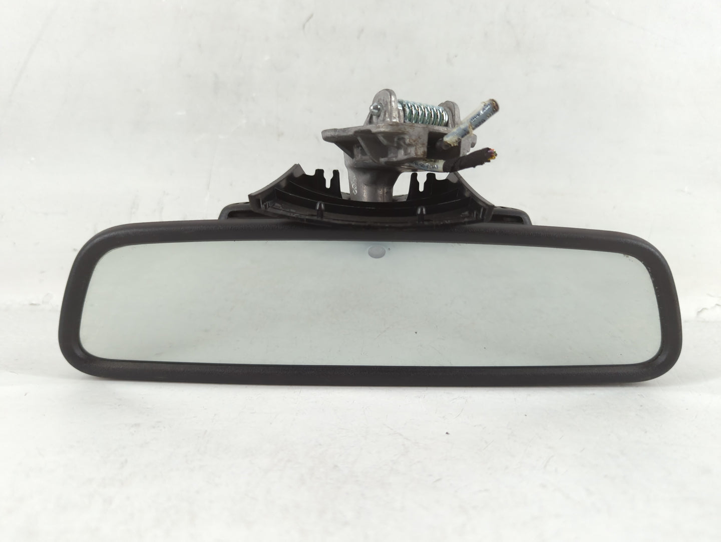 2011 Mercedes-Benz E350 Interior Rear View Mirror Replacement OEM P/N:IE11026530 Fits OEM Used Auto Parts - Oemusedautoparts1.com