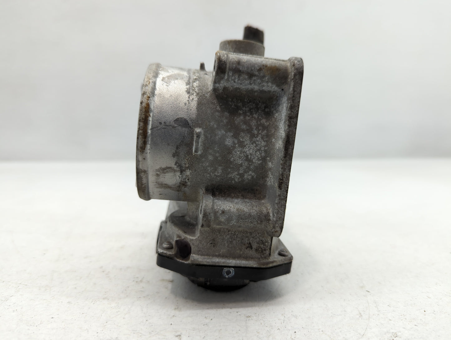 2013-2019 Nissan Sentra Throttle Body P/N:01321 9E30, 3RA60-01 Fits Fits 2013 2014 2015 2016 2017 2018 2019 OEM Used Auto Parts - Oemusedautoparts1.com