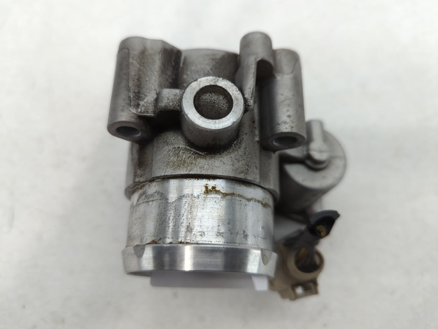 2017-2019 Ford Escape Throttle Body P/N:DS7G-9F991-BB B18 117 4983 Fits Fits 2014 2015 2016 2017 2018 2019 2020 OEM Used Auto Parts - Oemusedautoparts1.com