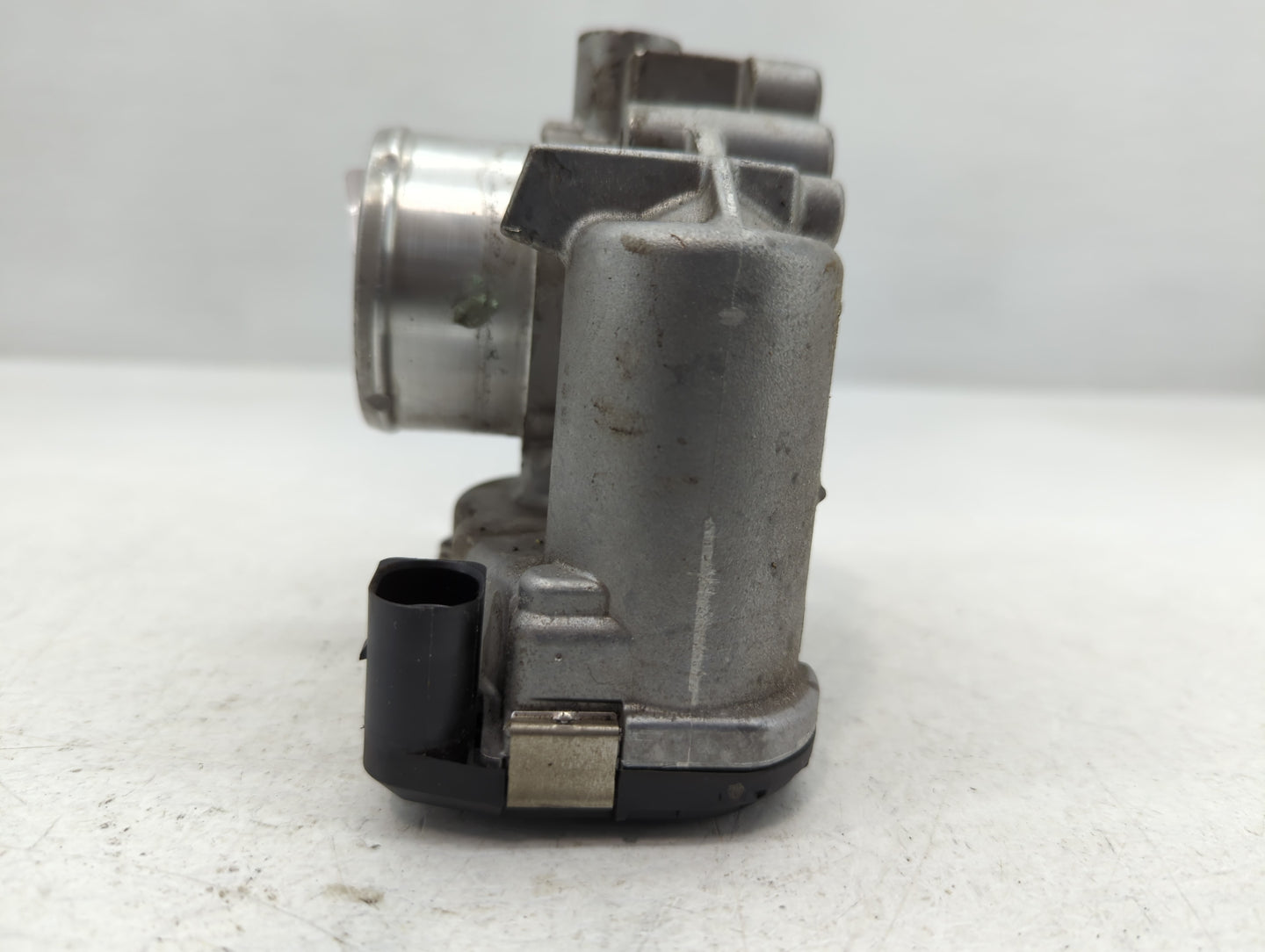 2014-2019 Ford Fiesta Throttle Body P/N:0 280 750 535 7S7G-9F991-CA Fits Fits 2013 2014 2015 2016 2017 2018 2019 OEM Used Auto Parts - Oemusedautoparts1.com