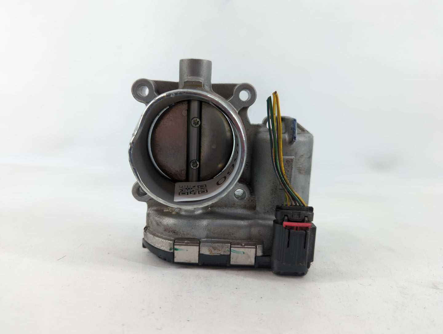 2016-2019 Ford Explorer Throttle Body P/N:AA5E-9F991-BB Fits Fits 2014 2015 2016 2017 2018 2019 2020 2021 2022 OEM Used Auto Parts - Oemusedautoparts1.com