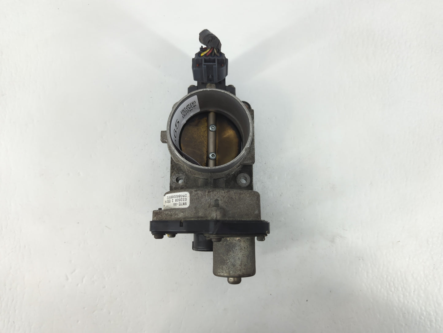 2007-2012 Ford Mustang Throttle Body P/N:EE01A 032608 2 Fits OEM Used Auto Parts - Oemusedautoparts1.com